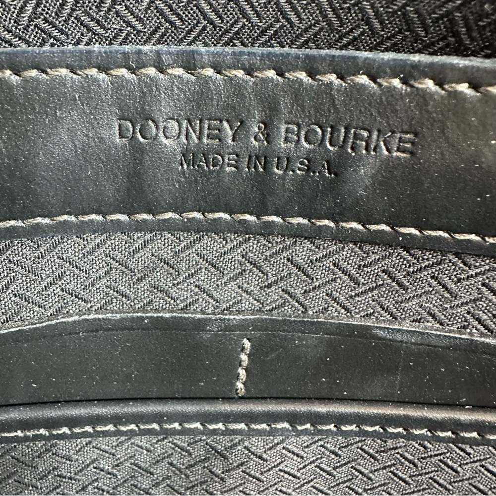 Dooney & Bourke EUC Vintage Perforated Cabriolet Dome Satchel - Picture 12 of 16
